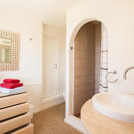 Hoyagrande Sleeps 10 With Pool Air Con And Wifi Willa