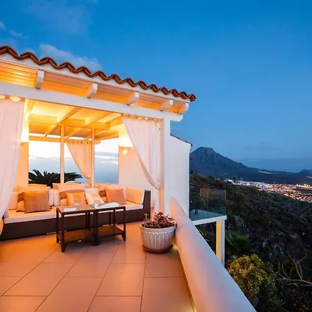 Hoyagrande Sleeps 10 With Pool Air Con And Wifi فيلة